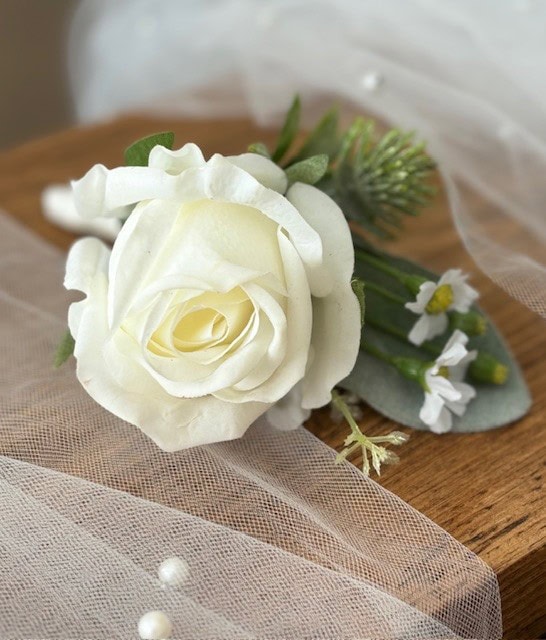 custom wedding flowers ivory buttonhole