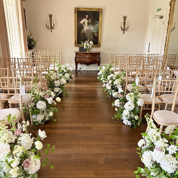 The Helena Aisle Meadow Rentals from £295